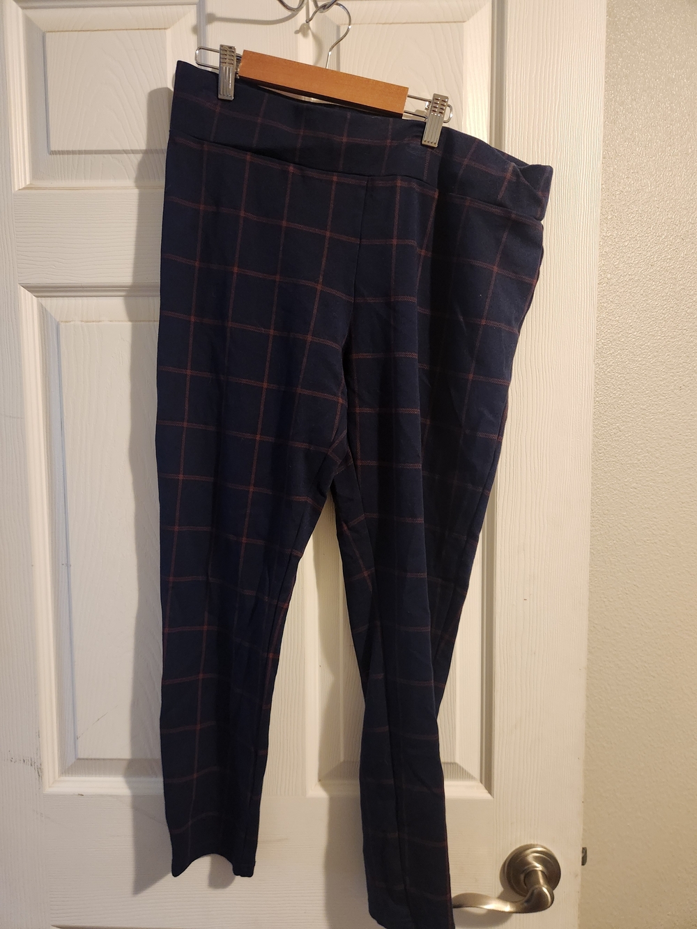 LOFT Navy Windowpane Plaid Leggings